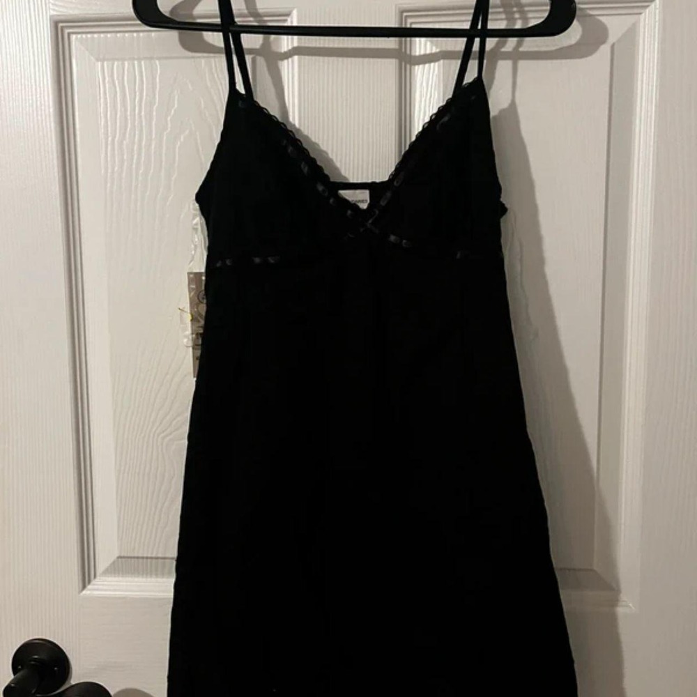 NWT No Boundaries Black Mini Dress. Adjustable Tie Back
